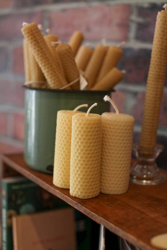 Beeswax rolled candle - Bee Native